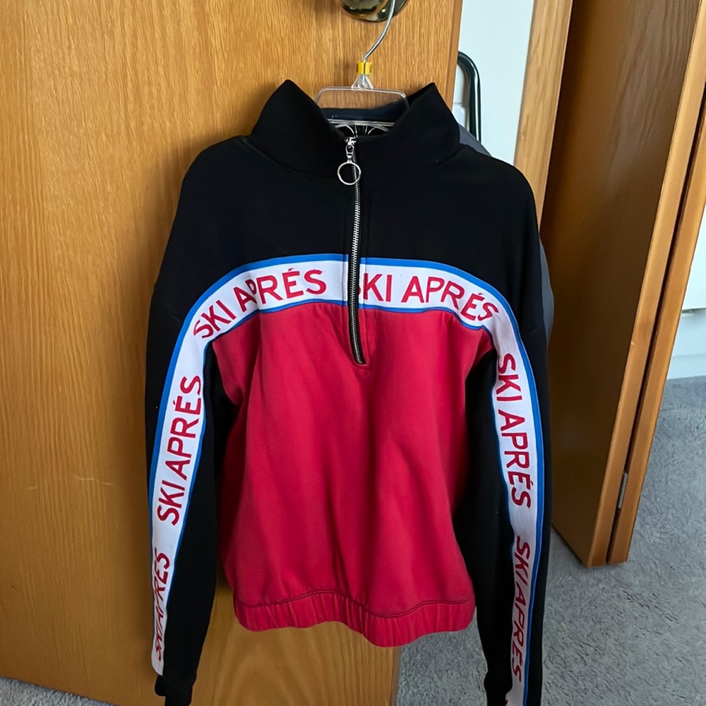 Well Worn Ski Aprés Sweatshirt